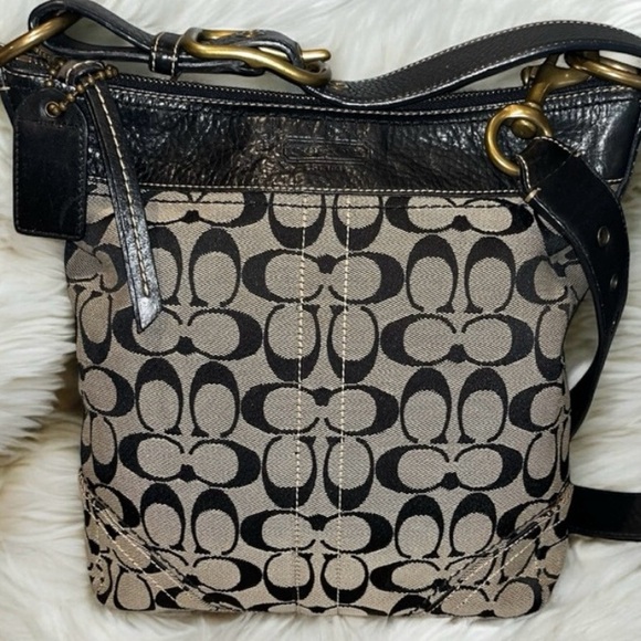 Coach Shoulder Bag - Picture 8 of 11